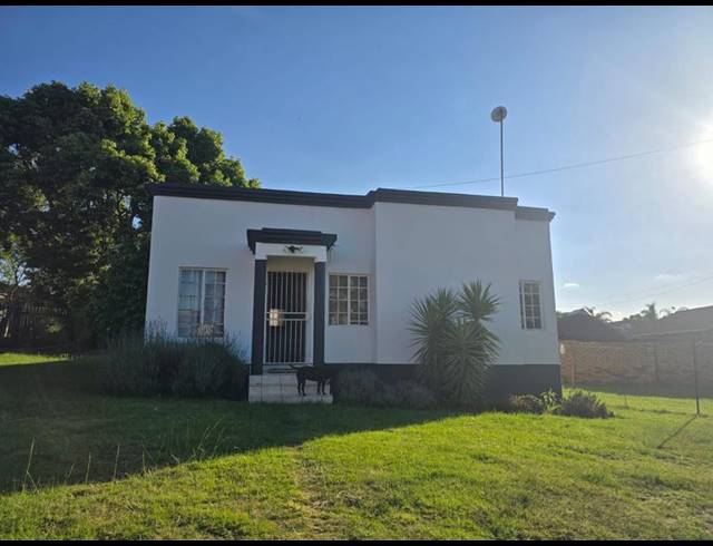 3 BEDROOM HOUSE FOR SALE IN THE REEDS